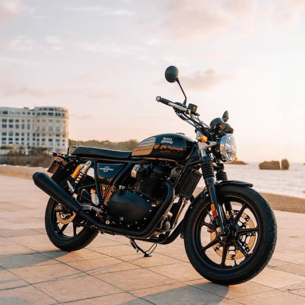 royal-enfield-INTERCEPTOR_650-03_original
